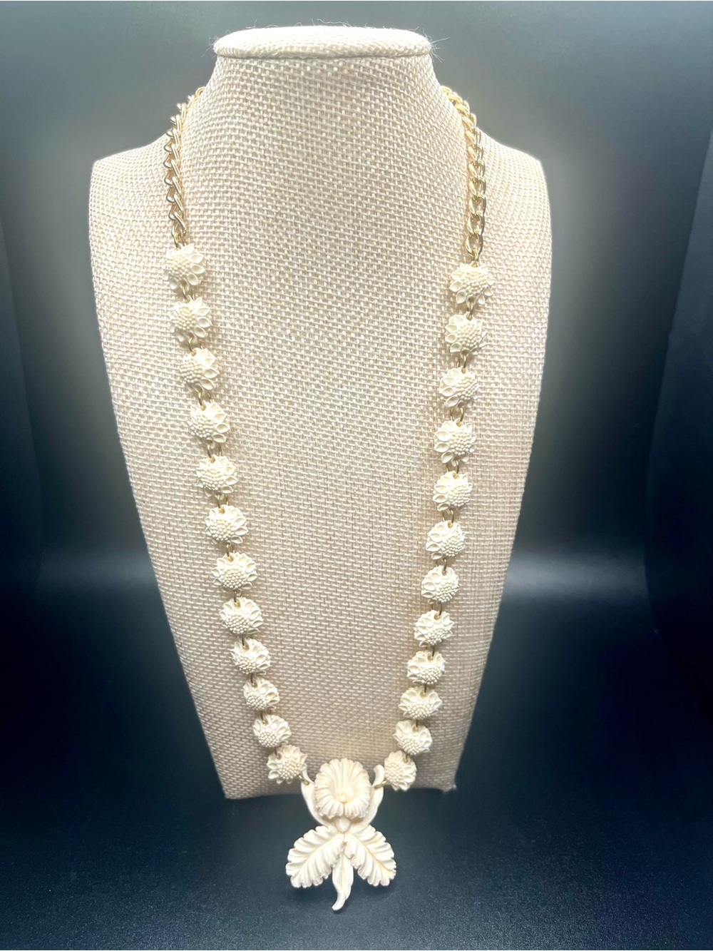 Vintage celluloid floral necklace 1940s style ivory flower necklace lightweight